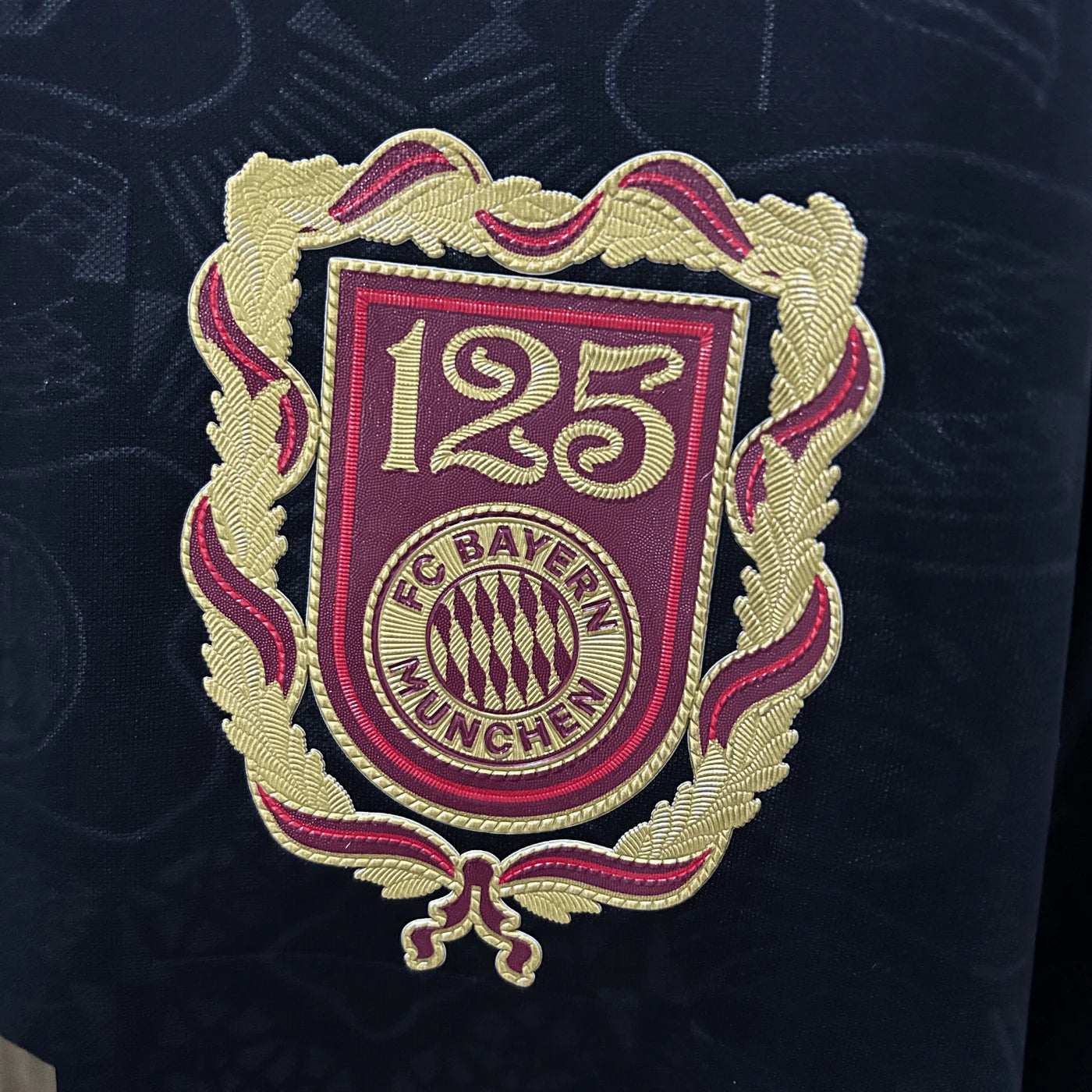FC Bayern "Luxe Chrome" Premium Jersey